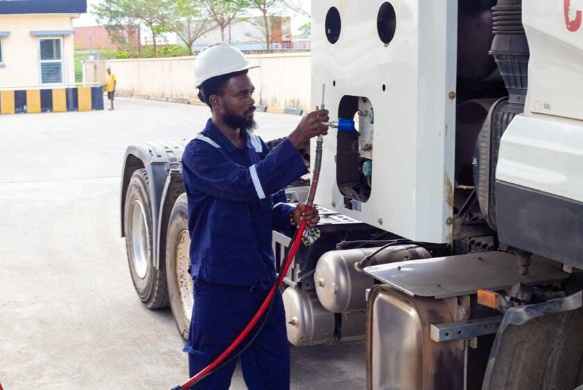 who-we-are-section-img